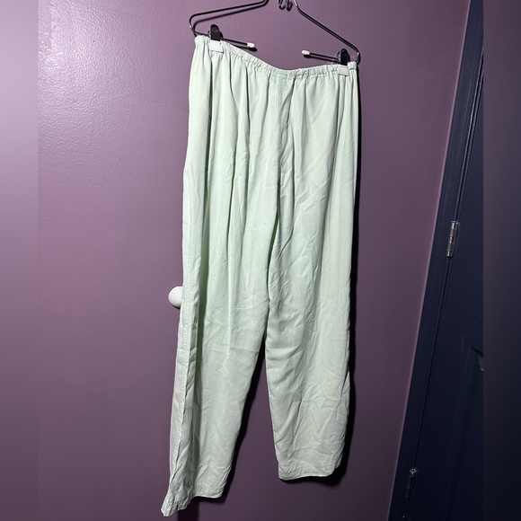 4 Piece Mint Green Outfit - Picture 6 of 11